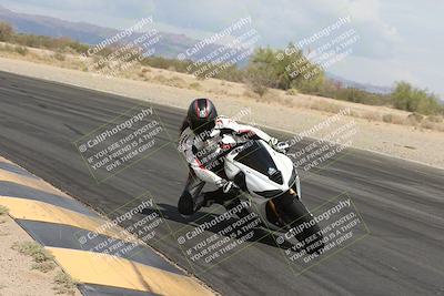 media/May-05-2025-Moto Forza (Mon) [[3c1838c5e5]]/2-B Group/Session 2 (Turn 7 Inside)/